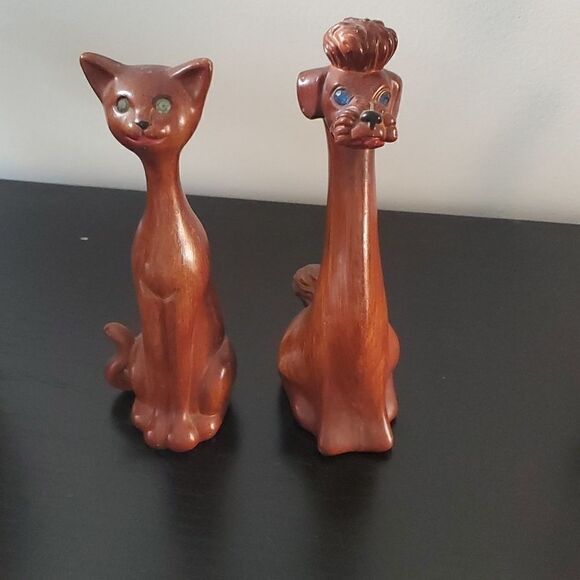 Vintage Mid Century Wooden Cat Dog Figurines - Picture 1 of 7